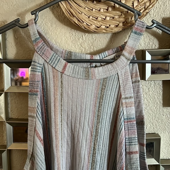 Pastel Tank Large - Picture 2 of 6